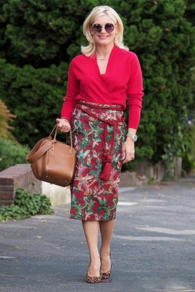 Фасоны юбок, которые отлично смотрятся на женщинах 45-55 лет