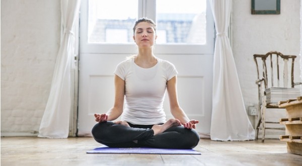 Как приучить себя медитировать в правильной позе