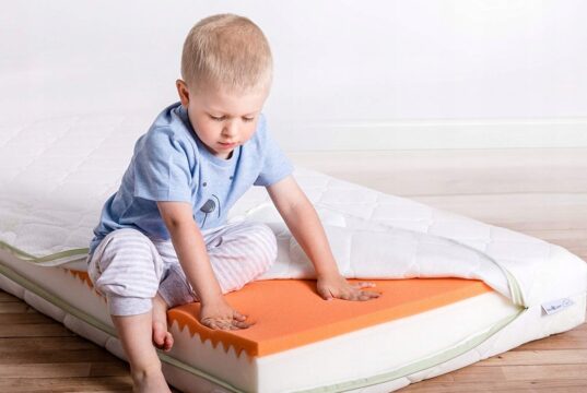 Как подобрать матрас для ребенка
