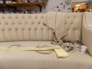 Замена обивки дивана в Москве