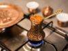 Какой должна быть турка для приготовления турецкого кофе? Форма, объем, материал