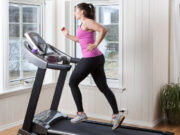 Как выбрать беговую дорожку для дома? Виды оборудования для бега