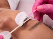 Все для наращивания ресниц: что нужно знать и какие инструменты выбрать