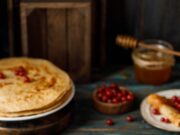 Блинчики с рисовой мукой на молоке